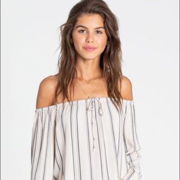 💧🌾BILLABONG LIGHT IT UP TOP🌾💧 - Picture 2 of 8